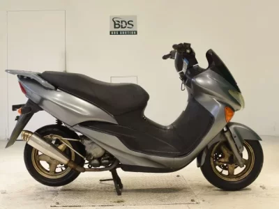 Suzuki AVENIS125