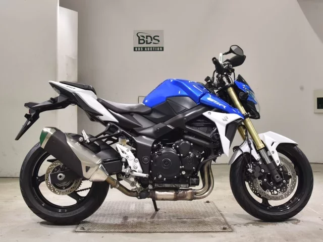 Suzuki GSR750A лот № 2666 оценка 5  с аукциона в Японии