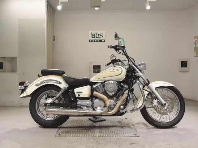 Yamaha DRAGSTAR 250 лот № 5152 оценка 4  с аукциона в Японии