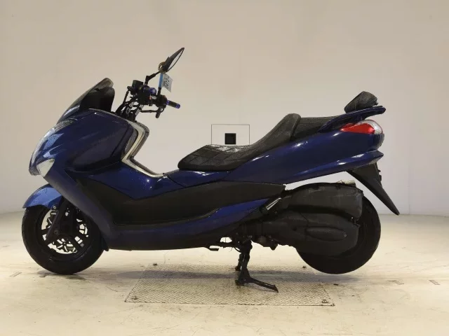 Yamaha MAJESTY 250-4