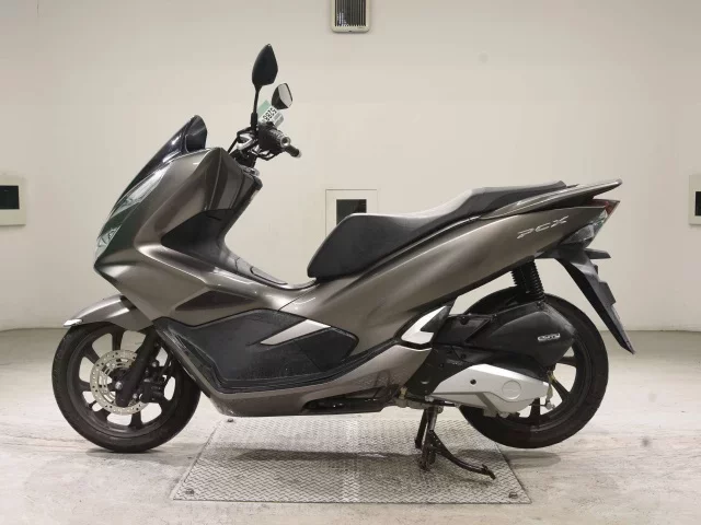 Honda PCX125-3
