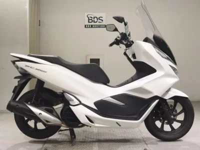 Honda PCX150-3