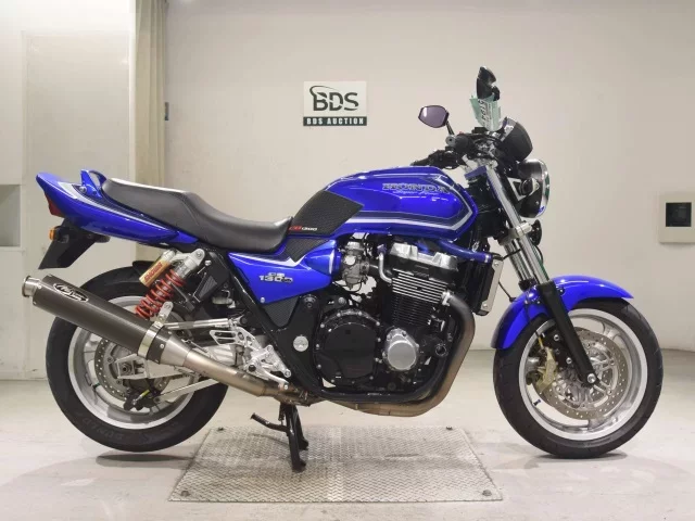 Honda CB1300SF лот № 5194 оценка 5  с аукциона в Японии