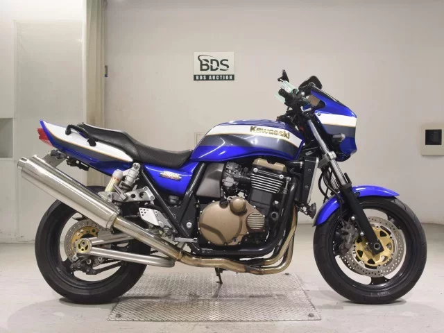 Kawasaki ZRX1200R лот № 7513 оценка 4  с аукциона в Японии