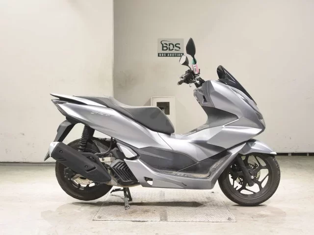 Honda PCX125-4