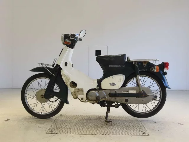 Honda C50