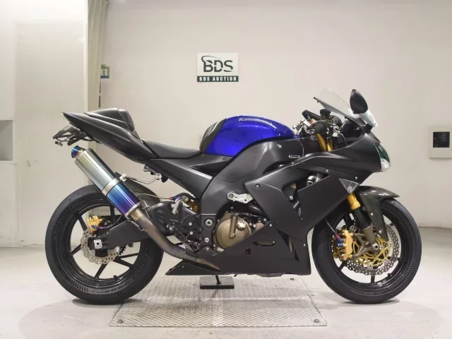 Kawasaki ZX-10R лот № 5161 оценка 4  с аукциона в Японии