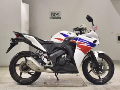 Honda CBR125R
