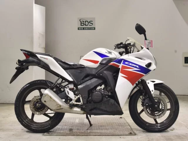 Honda CBR125R
