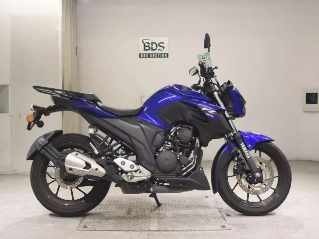 Yamaha FZ250 лот № 5316 оценка 4  с аукциона в Японии