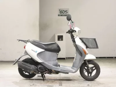 Suzuki LET S4