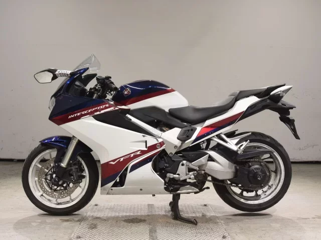 Honda VFR800F