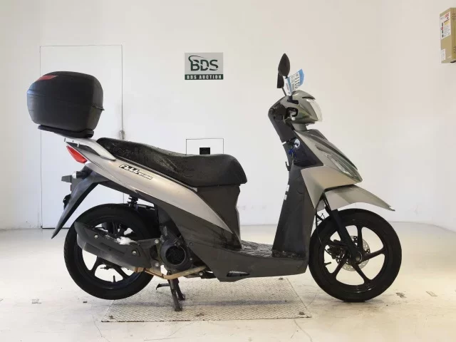 Suzuki ADDRESS110-2