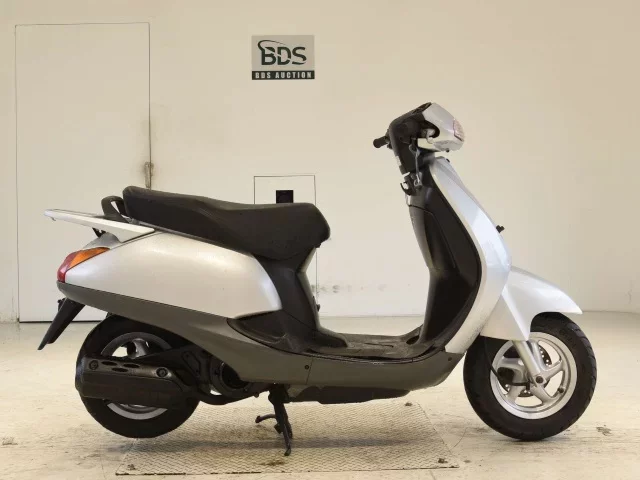 Honda LEAD 100
