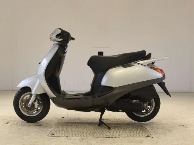 Honda LEAD 100
