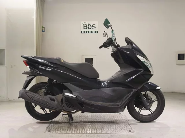 Honda PCX125-2