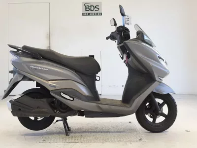 Suzuki BURGMAN 125