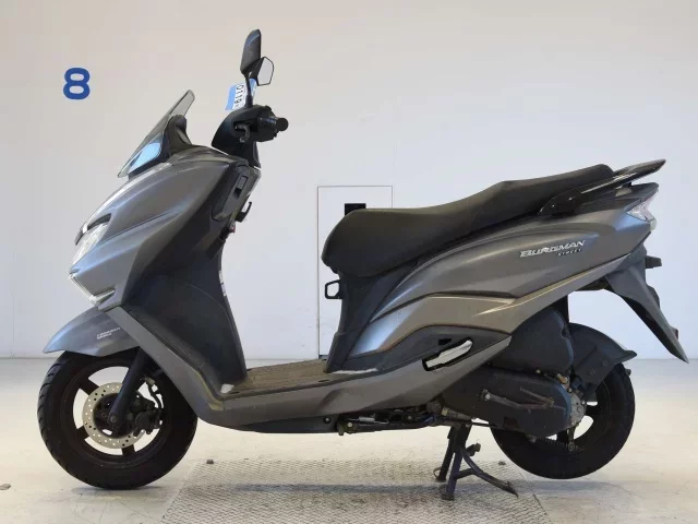Suzuki BURGMAN 125