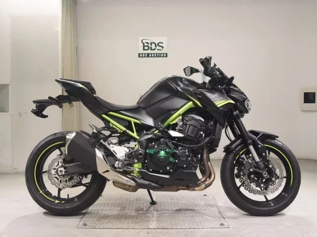 Kawasaki Z900-2 лот № 5069 оценка 5  с аукциона в Японии