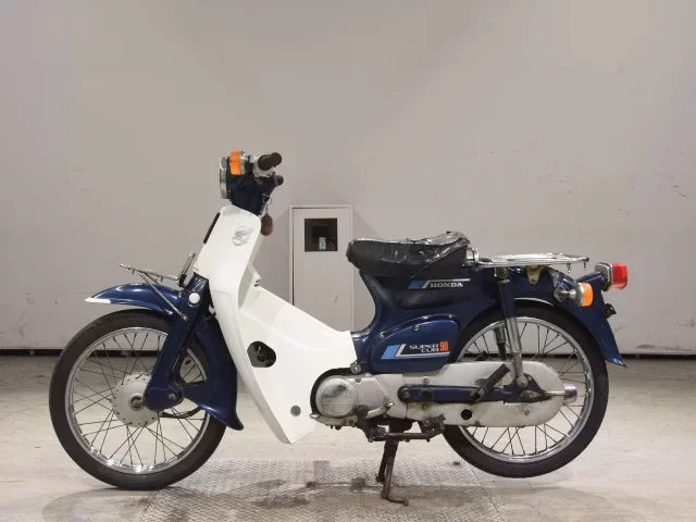 Honda C90