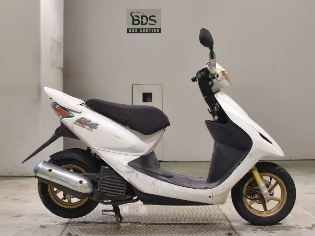 Honda DIO Z4