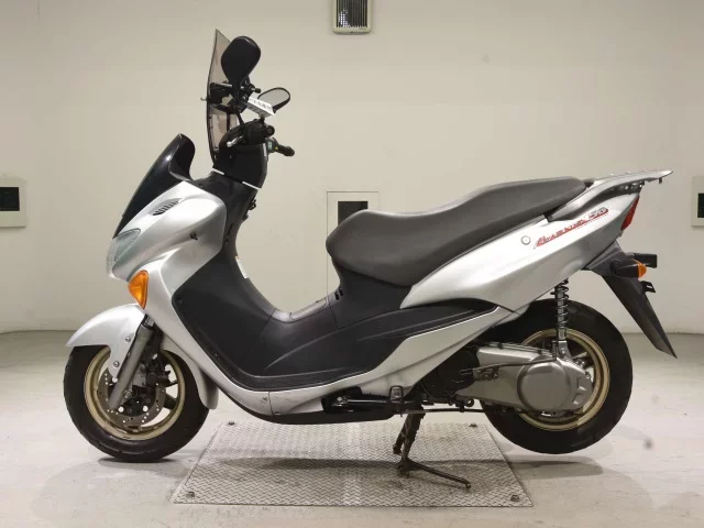 Suzuki ABENIS150