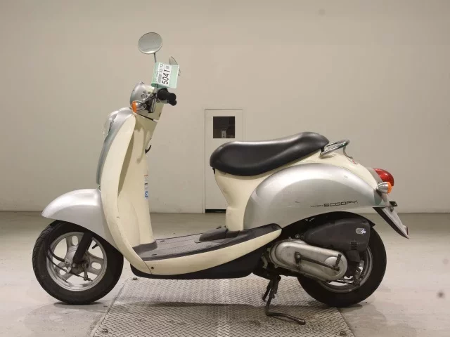 Honda CREA SCOOPY