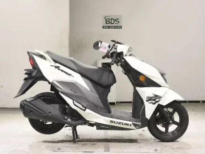 Suzuki AVENIS 125-2