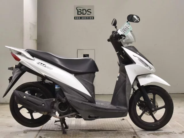 Suzuki ADDRESS110-2
