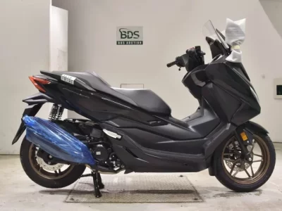 Honda FORZA -6