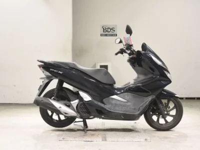 Honda PCX125-3