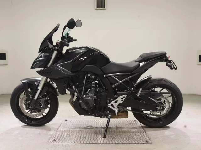 Suzuki GSX-8S