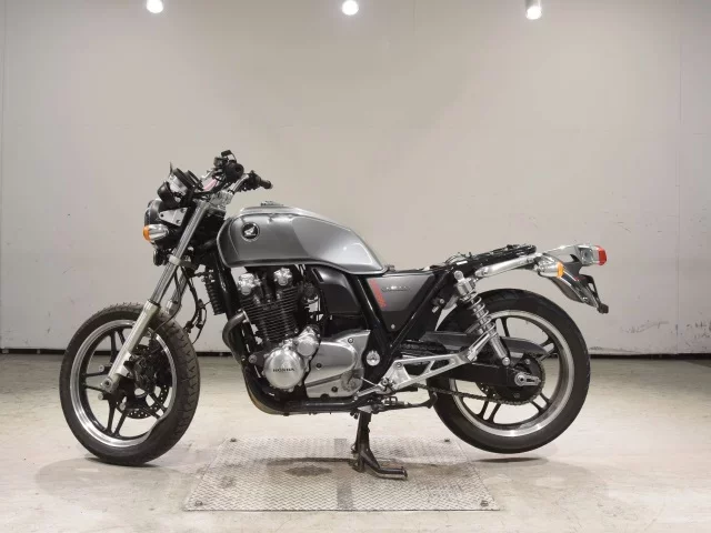 Honda CB1100A