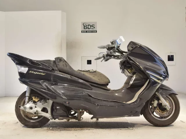 Yamaha MAJESTY 250C SHO LOUIS NOT EQUIPPED