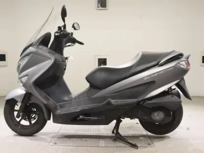 Suzuki BURGMAN200  с аукциона в Японии
