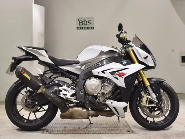 BMW  S1000R лот № 2622 оценка 5  с аукциона в Японии