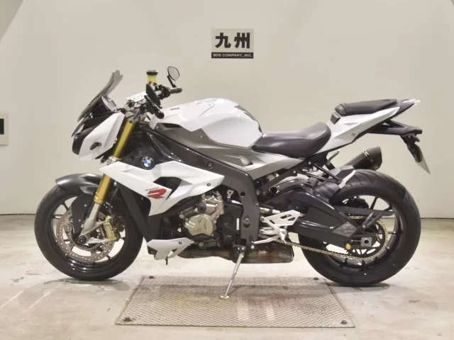 BMW BMW S1000R