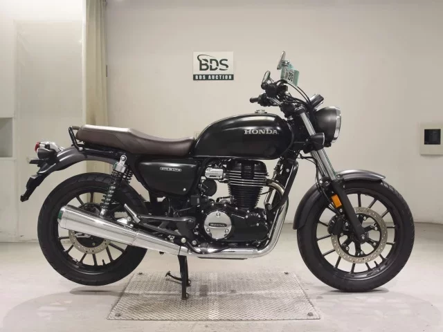 Honda GB350 лот № 5061 оценка 5  с аукциона в Японии