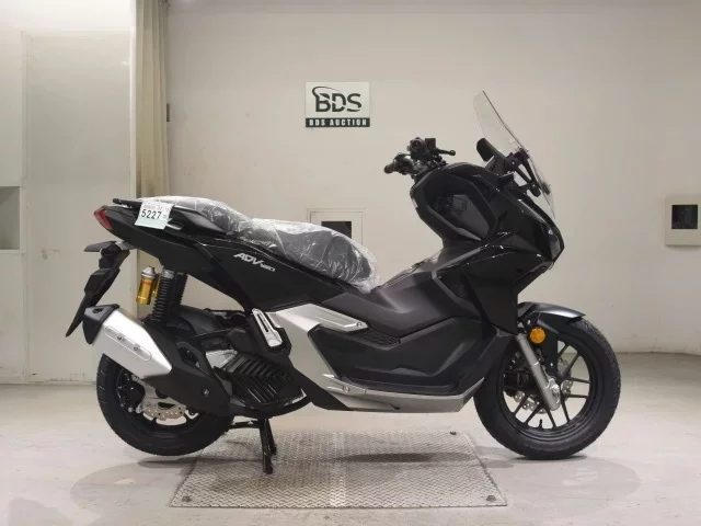 Honda ADV160