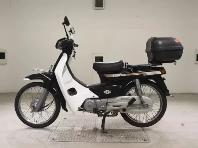 Honda SUPER CUB100