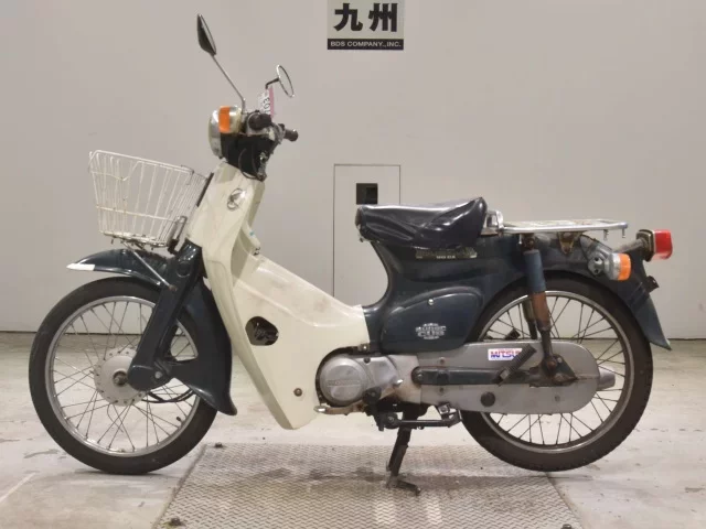 Honda C90