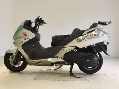 Honda SILVERWING 400