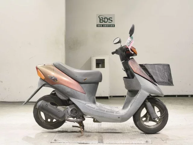 Suzuki LET S2