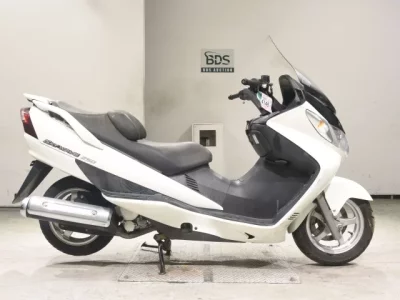 Suzuki SKYWAVE 250S-2