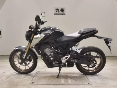Honda CB125R-2