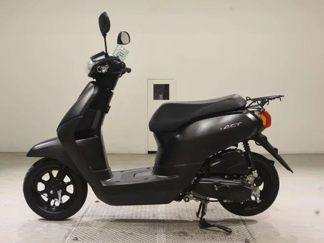 Honda TACT-4