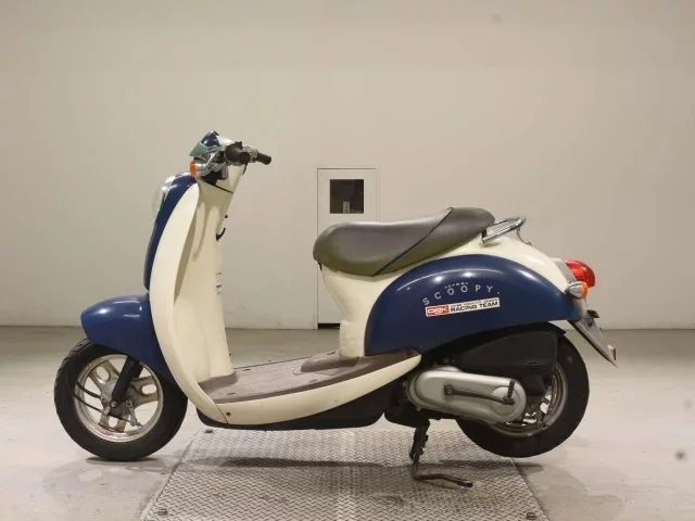 Honda CREA SCOOPY