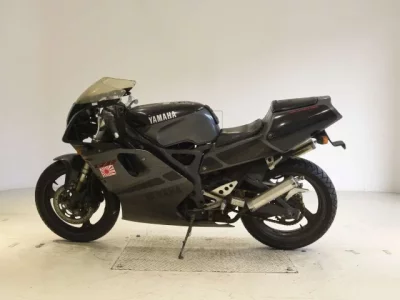 Yamaha TZR250R