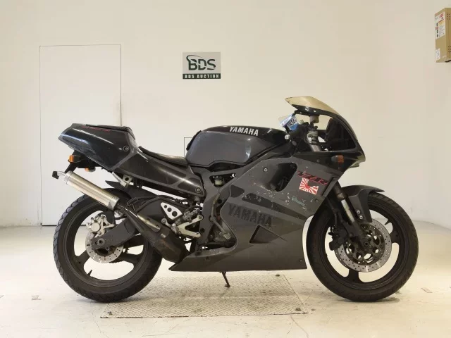 Yamaha TZR250R