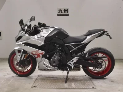 Suzuki GSX-8R  с аукциона в Японии